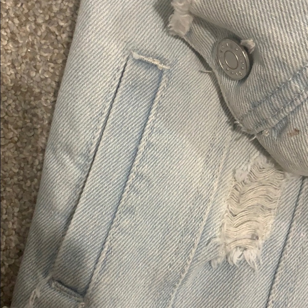 Jean jacket - Picture 4 of 4